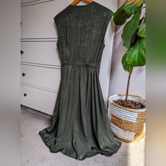 Banana Republic midi dress, XS, pine green - Picture 7 of 7